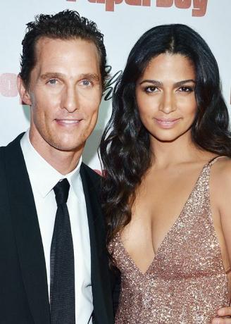 Svatební fotografie celebrit - Camila Alves a Matthew McConaughey