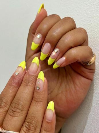 Žuti vrhovi noktiju Nail Art trend