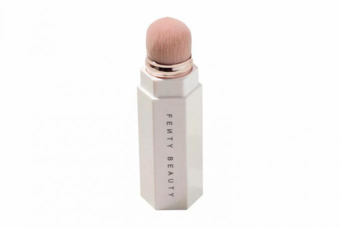 fenty-beauty-by-rihanna-portable-contour--concealer-børste