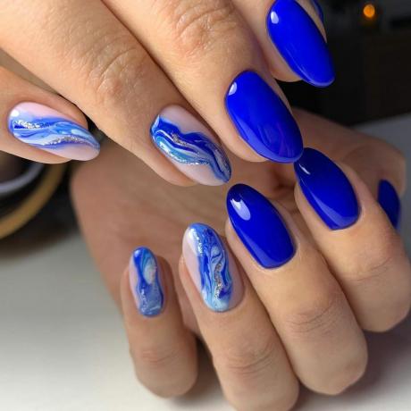 Ongles de vacances Marble Stream