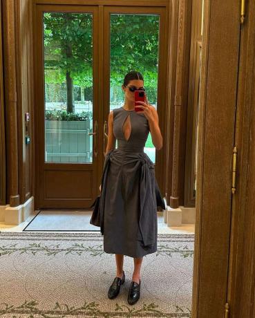 Kendall Jenner Schlüssellochkleid Paris