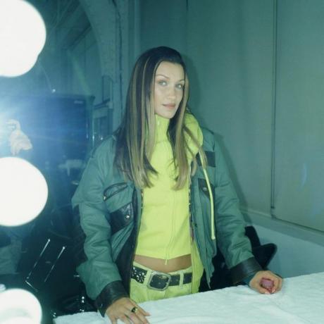 Bella Hadid limegrønne lagdelte jakker Instagram