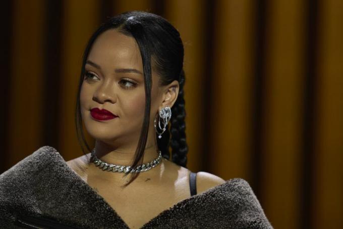 Tiskovna konferenca Rihanna Apple News 
