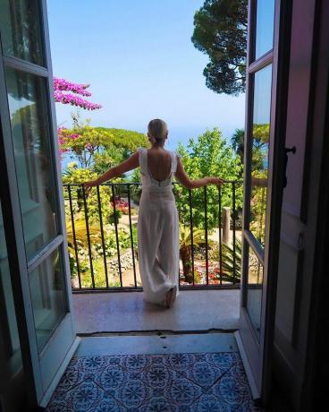 Sarah Michelle Gellar salopette soutien-gorge italien vacances Instagram