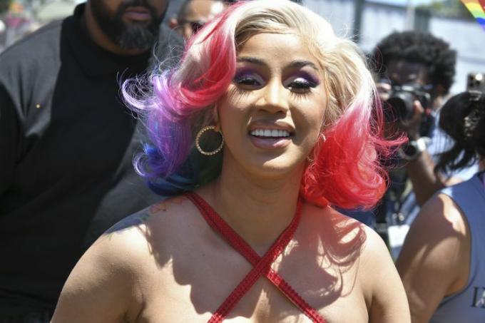 Orgoglio di West Hollywood di Cardi B