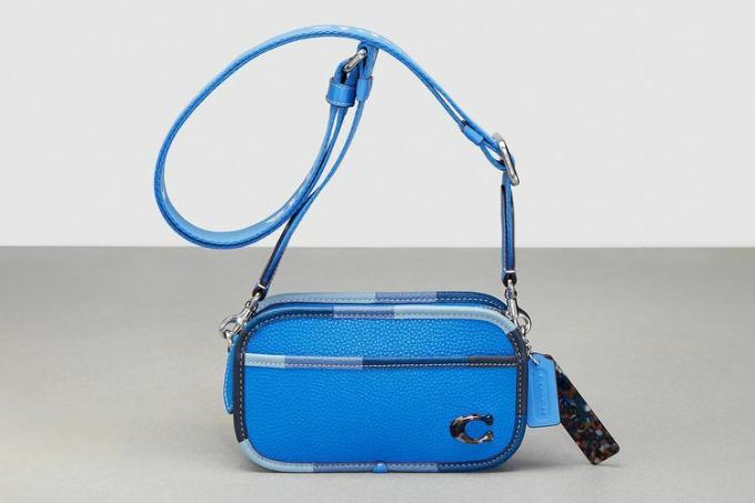 Coachtopia Crossbody belteveske i Coachtopia-skinn med upcrafted skrapbinding