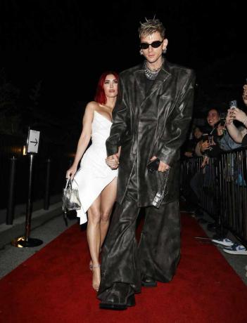 Megan Fox und Machine Gun Kelly besuchen die GQ Men of the Year Party