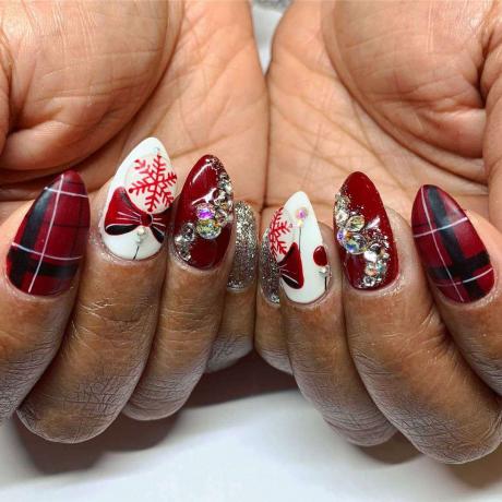 Plaid & Sparkle Holiday Nails