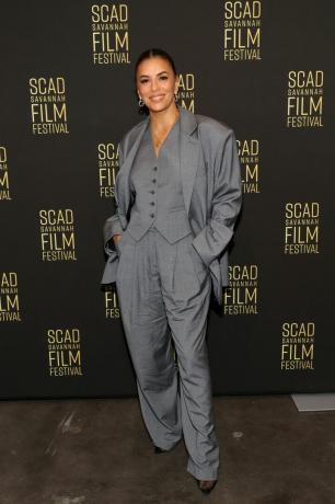 Eva Longoria Grey Slouchy Suit 2023 Φεστιβάλ Κινηματογράφου SCAD