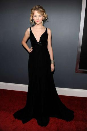 Taylor Swift sur le tapis rouge de la 51e édition des GRAMMY Awards