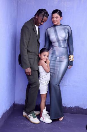 Kylie jenner travis scott stormi webster grammyji