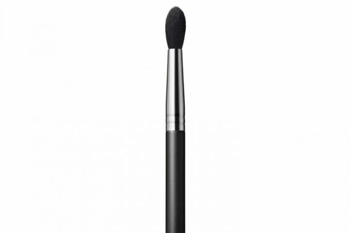 MAC 240 Synthetic Large Tapered Blending Brush