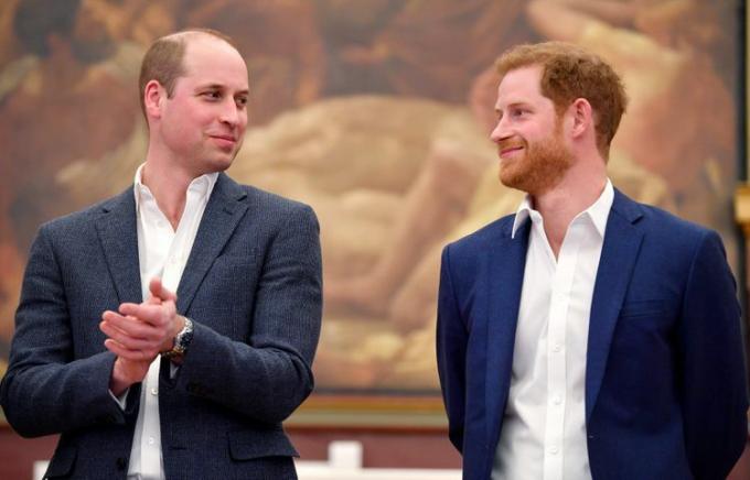 El príncipe William, el duque de Cambridge y el príncipe Harry asisten a la inauguración del Greenhouse Sports Center
