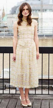 Keira Knightley ใน Simone Rocha