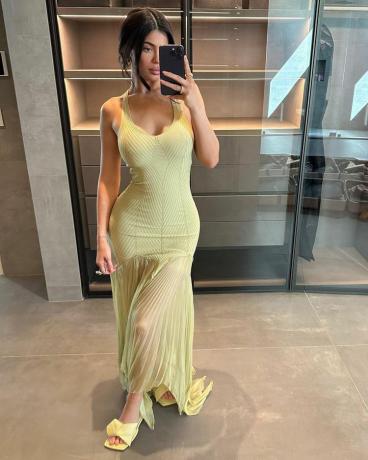 Kylie Jenner instagram paasjurk