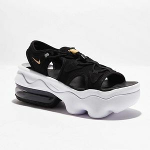Sandale cu platformă Nike Air Max Koko alb-negru