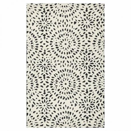 Tapis floral en dentelle