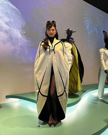 Kylie Jenner Thierry Mugler Exhibition vintage manteau