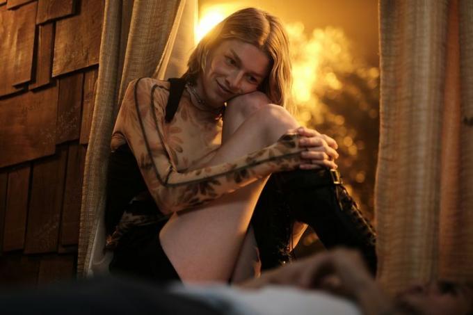 Hunter Schafer Coşku'da