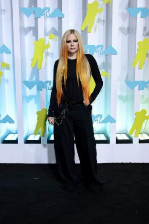 Avril Lavigne Black Outfit 2022 MTV VMAs